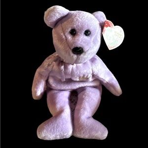 “Yours Truly” Ty Beanie Baby “10 years” Hallmark Gold Crown 2002 Collectible!